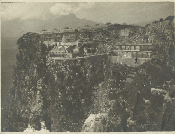 La fortezza dopo i bombardamenti del 1916